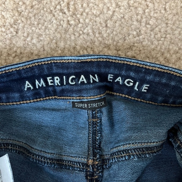american eagle size 6 short ripped jeans - Picture 5 of 6